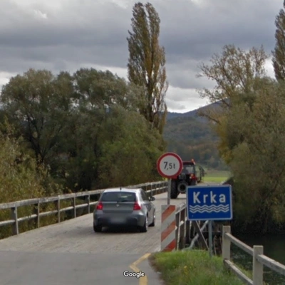 Novi stari most čez Krko