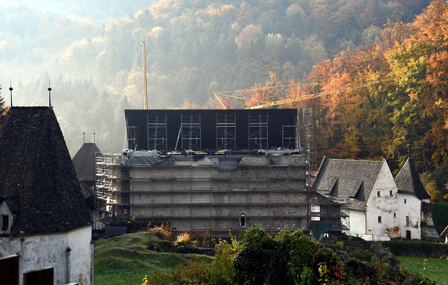 Nadkritje strehe - žička kartuzija