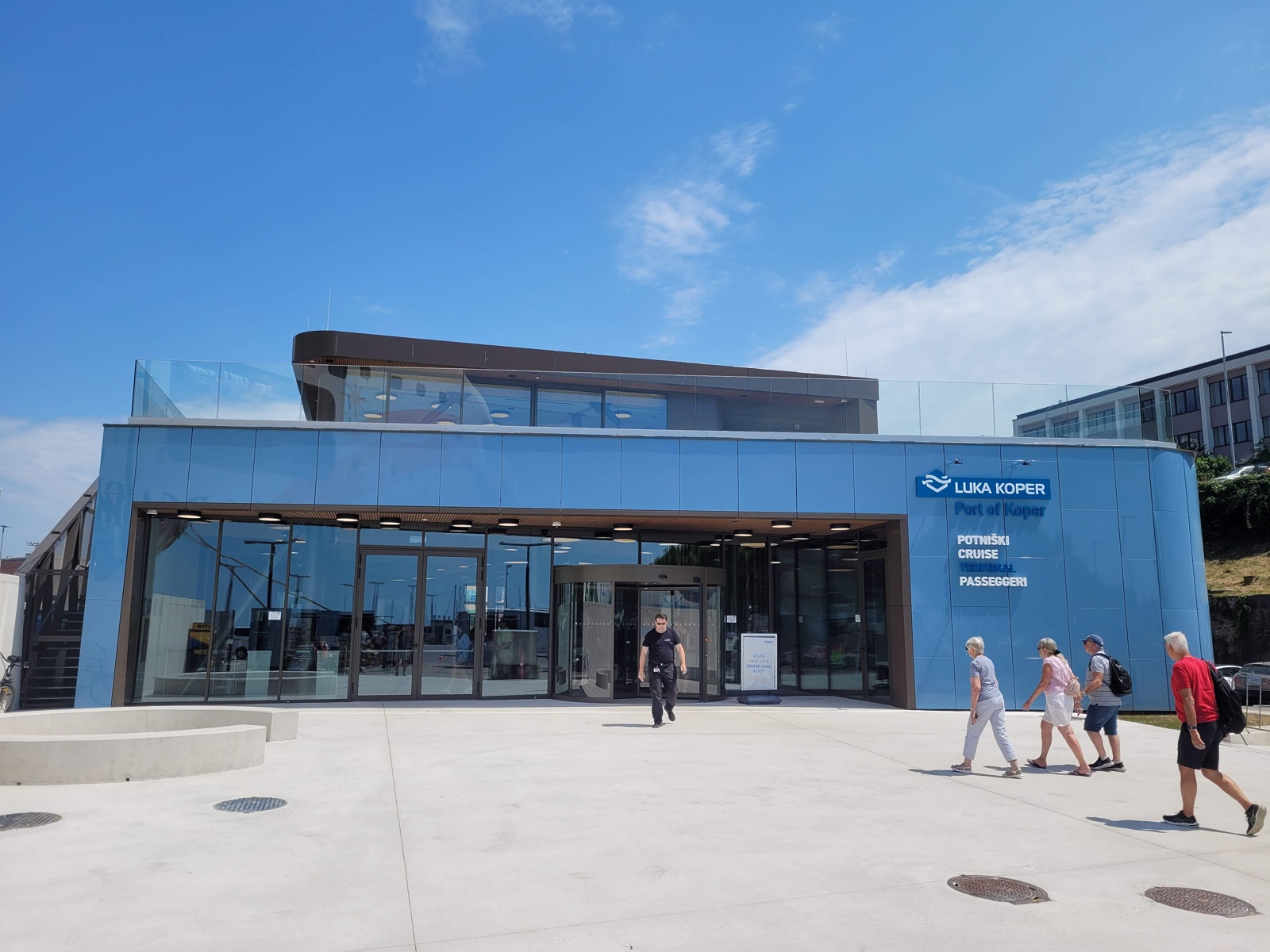 Dujič: Montažna gradnja: potniški terminal Luke Loper