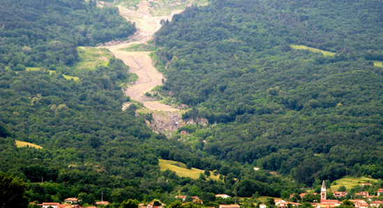Plaz Slano blato: od naravne sile do inženirskega nadzora