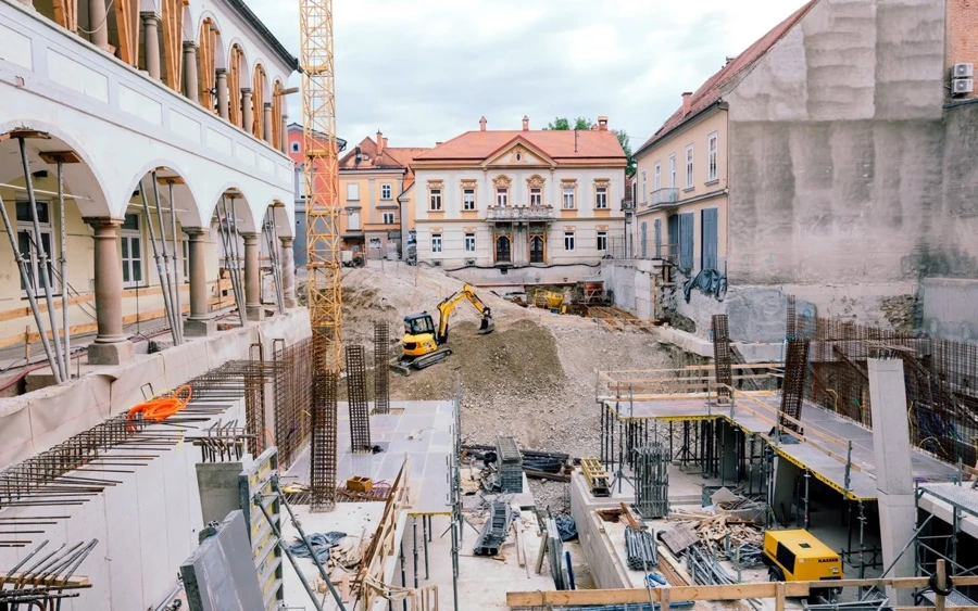 Doka_prenova Mestne hiše Rotovz_1 uvodna